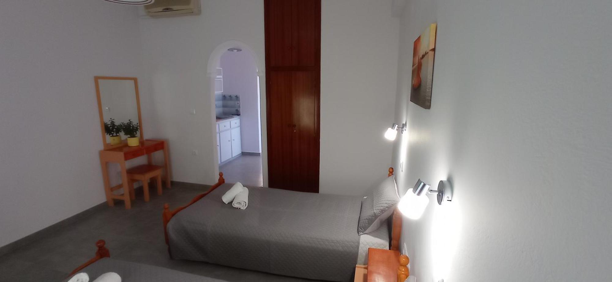 Hermes Kávos Esterno foto